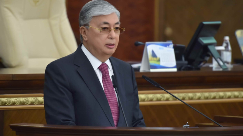 توقاەۆتىڭ بيىلعى جولداۋىن قايدان كٶرۋگە بولادى?