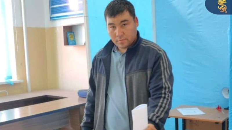 TÚRKISTAN OBLYSY: BATYR AMANGELDI IMANOVTYŃ ShÓBERESI DAÝYS BERDI