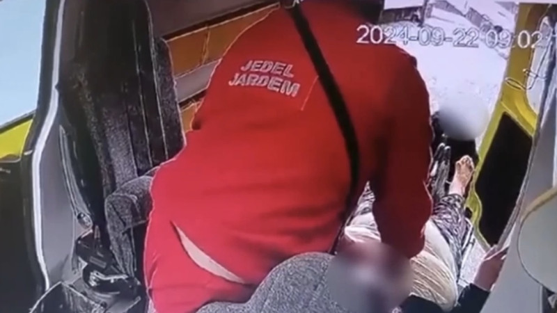 Almatyda meditsina qyzmetkeri naýqas áieldi tonap ketti