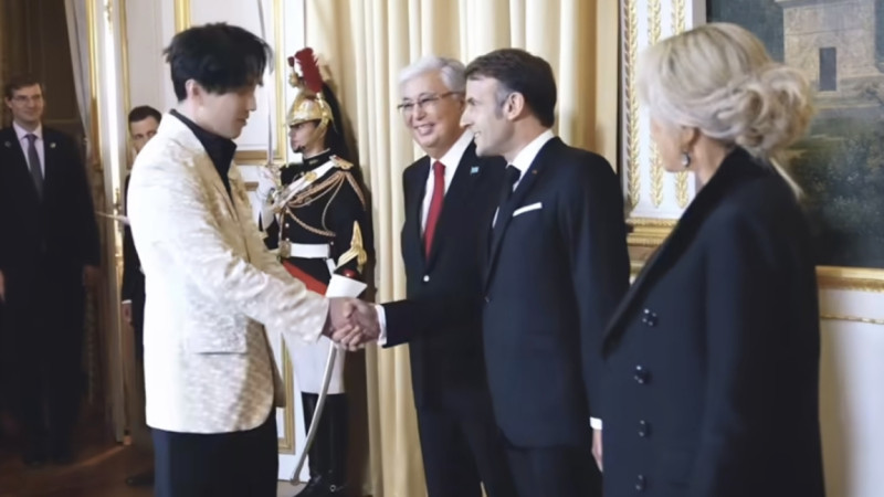 Dimash Makronǵa alǵys bildirdi