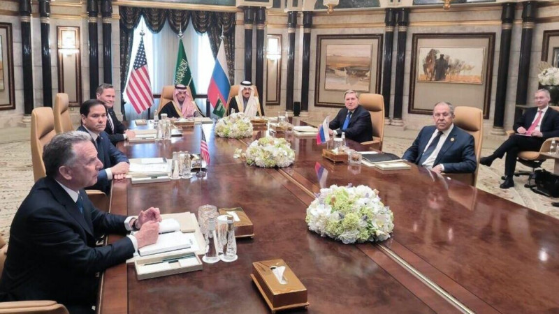 اقش پەن رەسەي ساۋد ارابيياسىندا كەلٸسسٶزدەردٸ باستادى