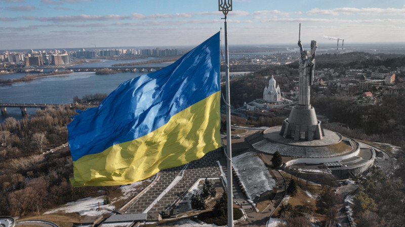 Pýtin Ýkrainada soǵysqan qazaqstandyqqa baspana beretin boldy