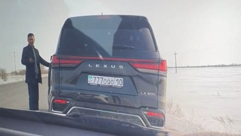 قوستانايداعى داۋلى ۆيدەو: Lexus جٷرگٸزۋشٸسٸ وقۋدان دا, قىزمەتتەن دە قۋىلدى