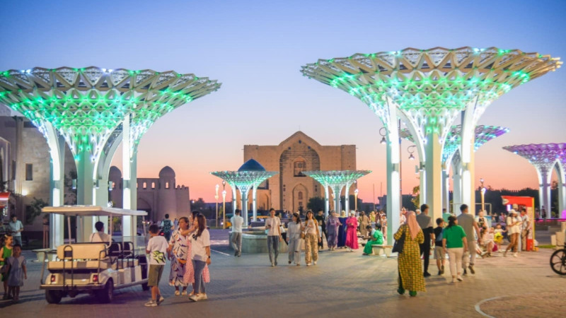 ناۋرىز مەرەكەسٸ قارساڭىندا تٷركٸستانداعى قوناقٷيلەردٸڭ بەرٸ تۋريستەرگە تولدى