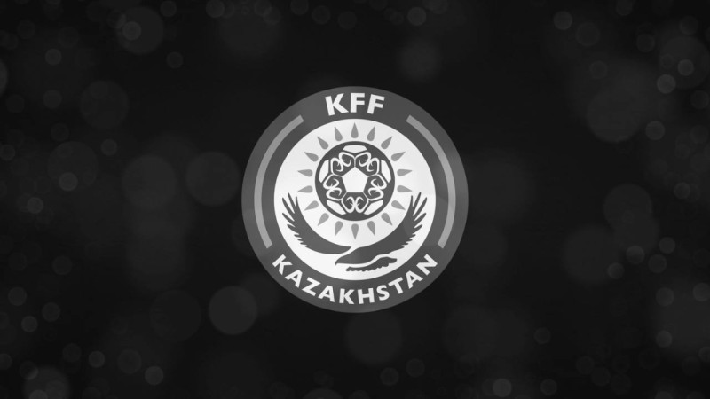 Aqmola oblysyndaǵy jol apaty: Fýtbol federatsiiasy qaza tapqan bapkerdiń týystaryna kóńil aitty