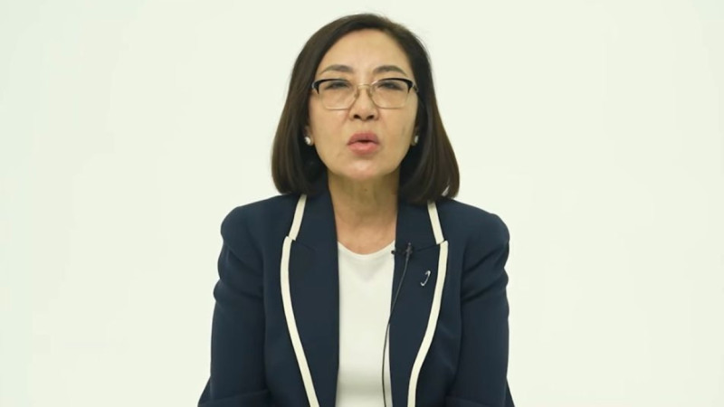 مۇحامەديۇلىنىڭ ەيەلٸ پرەزيدەنتكە ٷندەۋ جولدادى