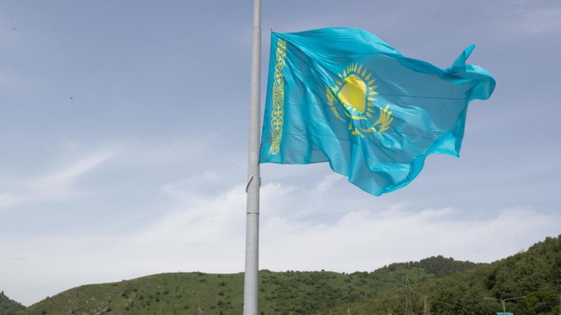 Táýelsizdik rámizderi: Qazaqstan óziniń memlekettik rámizderin qalai qurmetteidi?