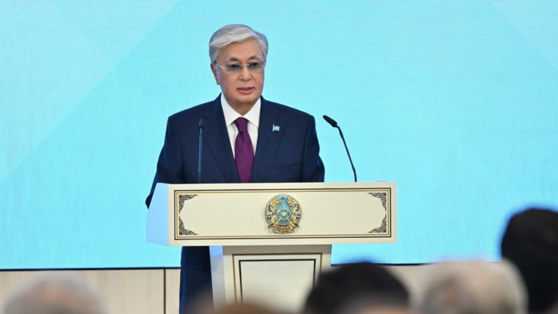 توقاەۆ قازٸرگٸ گەوساياسي احۋال تۋرالى ايتتى