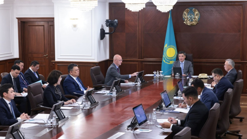 تاڭبالاۋدىڭ تيٸمدٸلٸگٸن تٷسٸنبەگەن بيزنەس: بەكتەنوۆ ساۋدا مينيسترلٸگٸنٸڭ جۇمىسىن سىنعا الدى