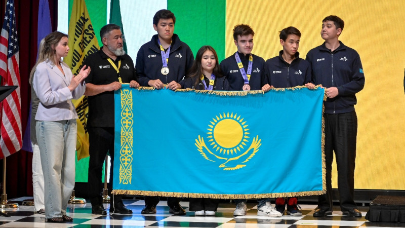 WSTC-2025: Qazaqstandyq mektep komandasy álem chempionatynda kúmis medal enshiledi