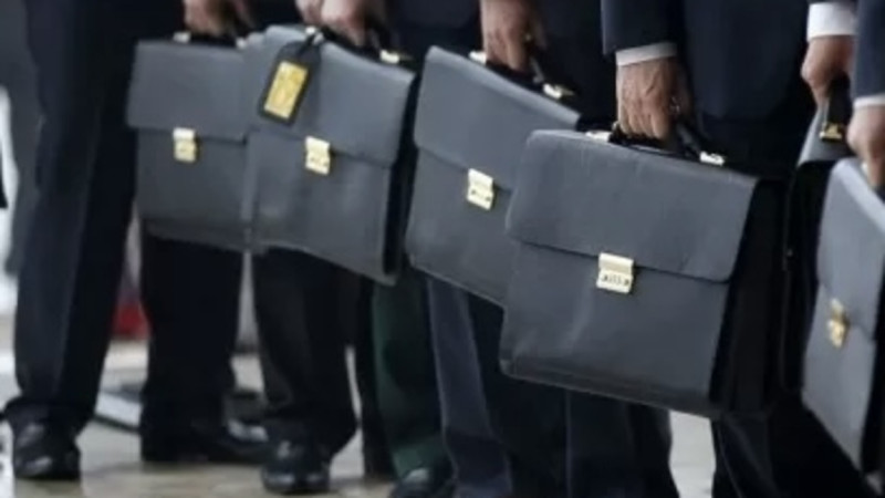 قازاقستاندا جالعان اقپارات بەرگەنٸ ٷشٸن العاش رەت لاۋازىمدى تۇلعا جازالاندى