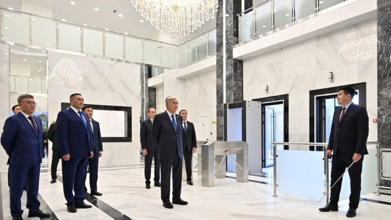 Toqaev Astana qalasy boiynsha UQK departamentiniń jańa ǵimaratyna bardy