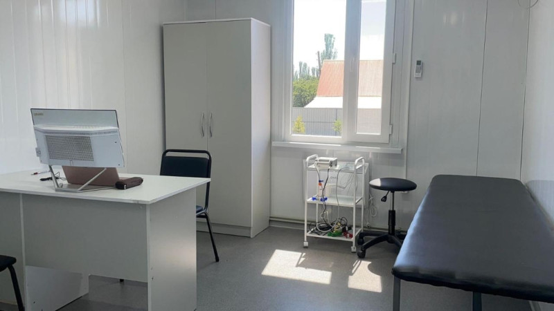 Konstitýtsiia kúnine orai Jetisý oblysynyń shekaralyq aýdanyndaǵy 4 aýylda jańa meditsinalyq nysandar ashyldy