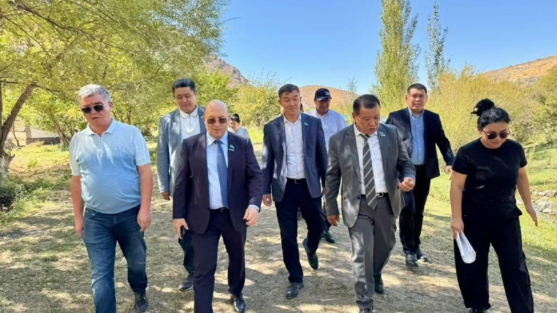 تٷركٸستاندا دەپۋتاتتار تۋريزم نىساندارىن ارالادى