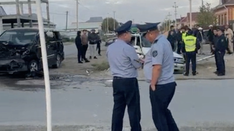 Qyzylordada jeke balabaqsha kóligi apatqa ushyrady: ákim shuǵyl jinalys ótkizdi