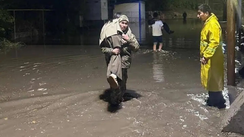 الماتىدا بٸر تٷندە نورمادان ارتىق جاۋىن جاۋعان