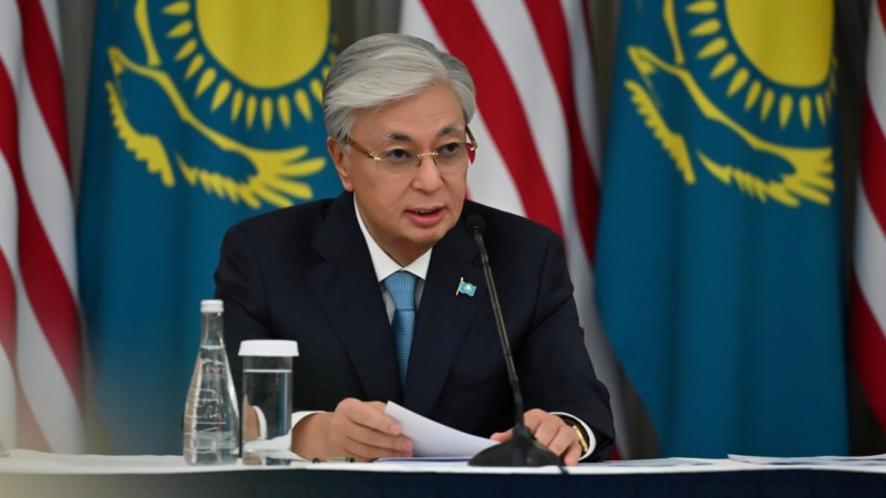 Toqaev: Biz Tramptyń pragmatikalyq diplomatiia júrgizýdegi kóshbasshylyǵyn joǵary baǵalaimyz