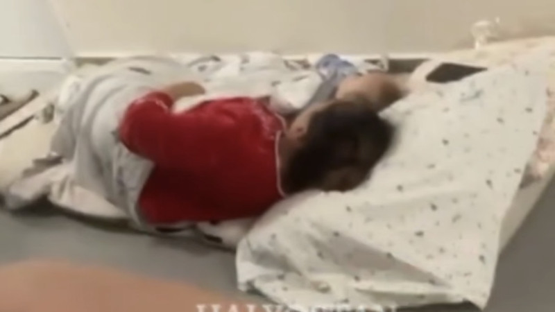 Shymkenttegi aýrýhanada analar balalarymen birge edende túnep júr
