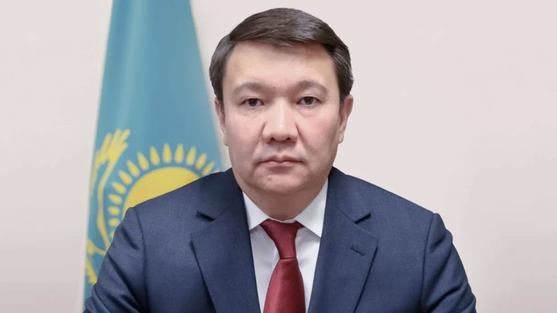مەملەكەتتٸك كٸرٸستەر كوميتەتٸنٸڭ باسشىسى تٸركەلمەگەن بۇيرىقتى پايدالانعانى ٷشٸن جازالاندى
