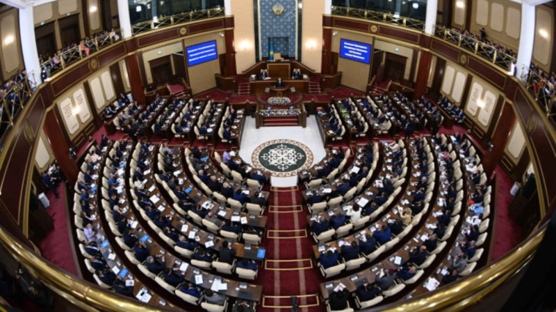 مەجٸلٸس دەپۋتاتتارى لگبت ناسيحاتىنا تىيىم سالۋ تۋرالى نورمانى قولدادى