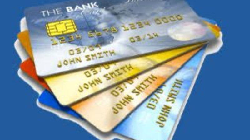 Bank kartasy bar barlyq qazaqstandyqtarǵa syiaqy tólenedi