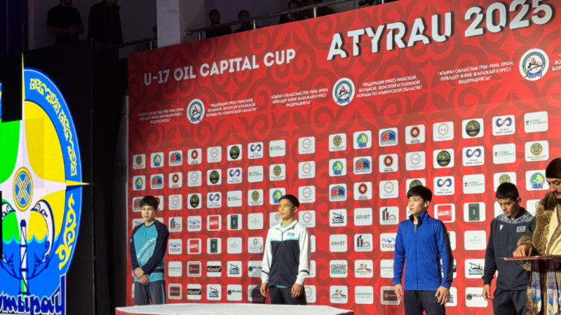 Atyraýda halyqaralyq kúres týrnirine 400-den asa sportshy jinaldy