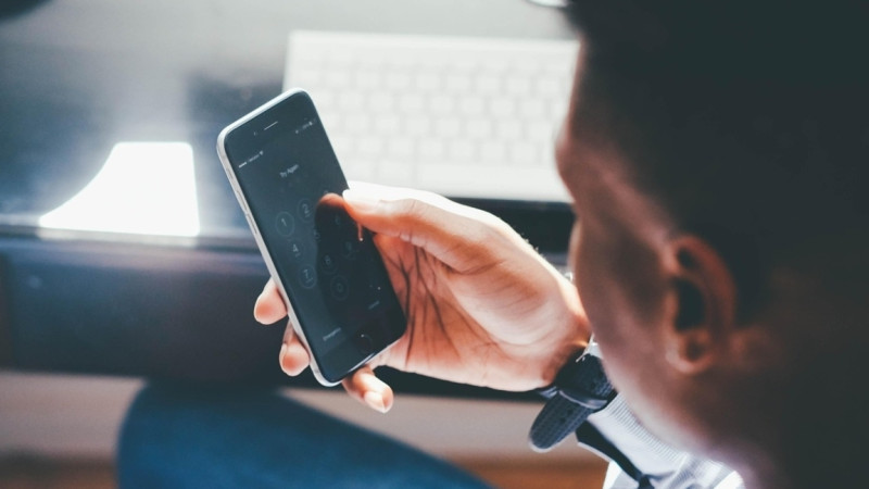 Qazaqstanda mobildi bailanys baǵasy qalai ósti