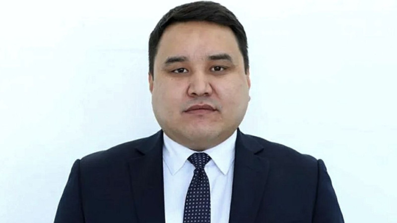 جەتٸسۋ وبلىسىندا مەكتەپ ديرەكتورى مۇعالٸمدەردەن 9 ملن تەڭگە كٶلەمٸندە قارىز العان