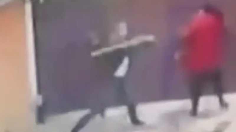قاسكەلەڭدە تامادا ەيەلٸ مەن قايىن ەنەسٸن قۋىپ جٷرٸپ ساباعان