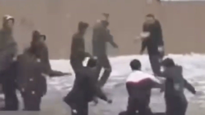 Shymkentte taǵy da joldaǵy kelispeýshilik tóbeleske ulasqan