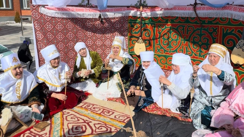 اقتٶبەدە كٶرٸسۋ كٷنٸنە وراي «ناۋرىز – بەرەكە باستاۋى» مەرەكەلٸك باعدارلاماسى ۇيىمداستىرىلدى