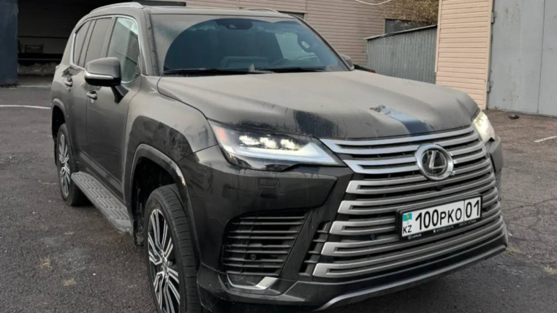 پەريزات قايرات ٸسٸندەگٸ 79 ملن تەڭگەلٸك Lexus قما-عا بەرٸلدٸ