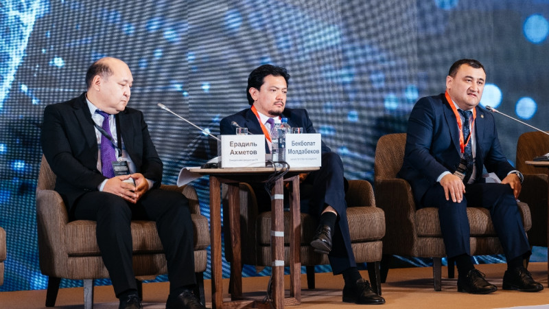 Alaiaqtyqqa qarsy kúres: bankter men IIM qandai sharalar usyndy