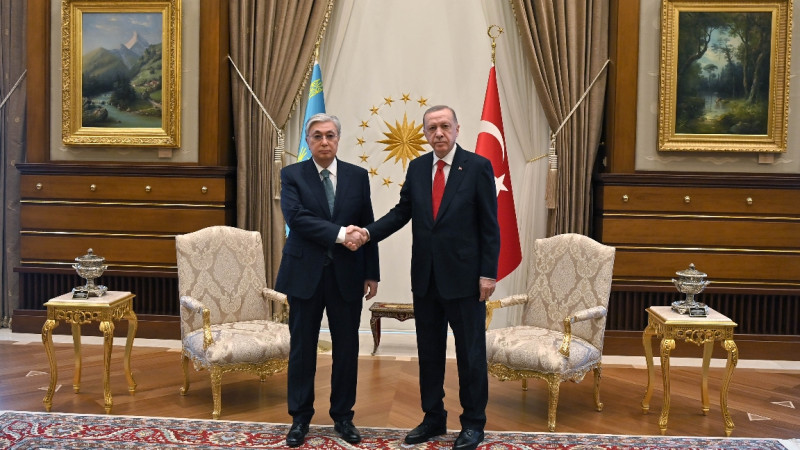 Toqaev Erdoǵannyń shaqyrýymen Túrkiiaǵa barady
