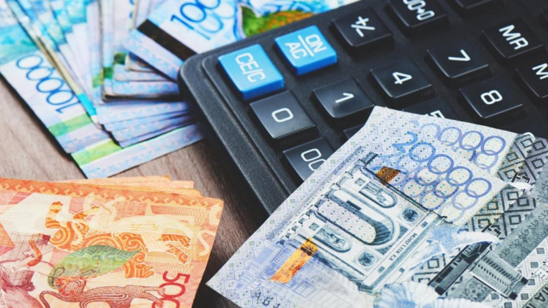 قازاقستاندىقتار جۇمىس بەرۋشٸلەر ەسەبٸنەن ٶمٸر بويى زەينەتاقى تٶلەمٸن الادى