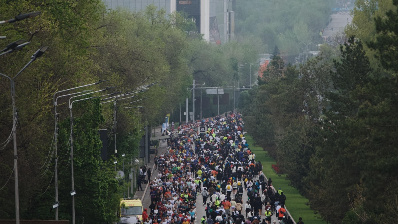 Almaty Half Marathon شەتەلدٸك قاتىسۋشىلار سانى بويىنشا رەكورد جاڭارتتى