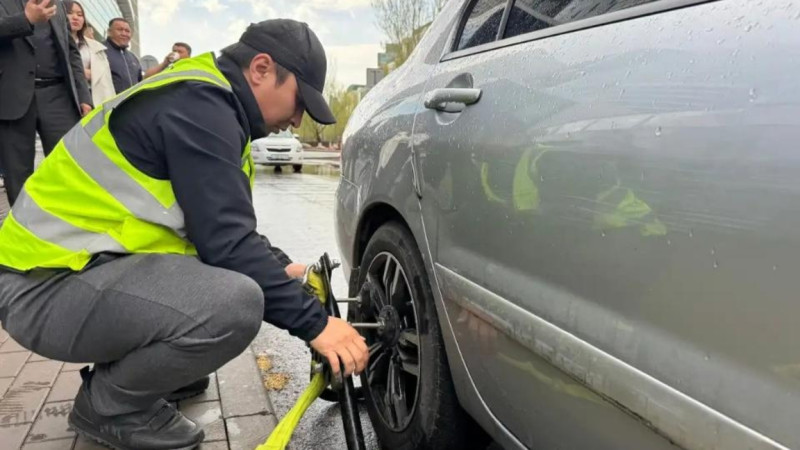 ⁠Astanada jańa tártip: evakýatsiia jáne aiyppul
