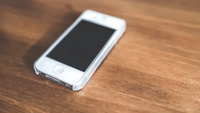 Qazaqstanda telefon tirkeý tártibi ózgeredi