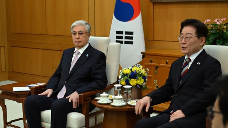 قازاقستان مەن كورەيا پرەزيدەنتتەرٸ كەلٸسسٶز جٷرگٸزدٸ