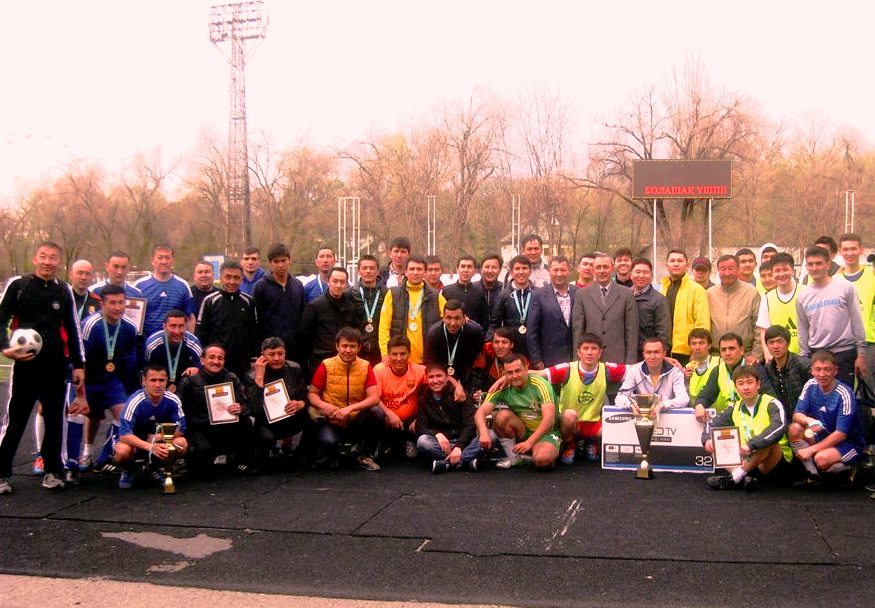Алматы университеті ұйымдастырған футбол турнирінің қатысушылары жарысқа оң баға берді.