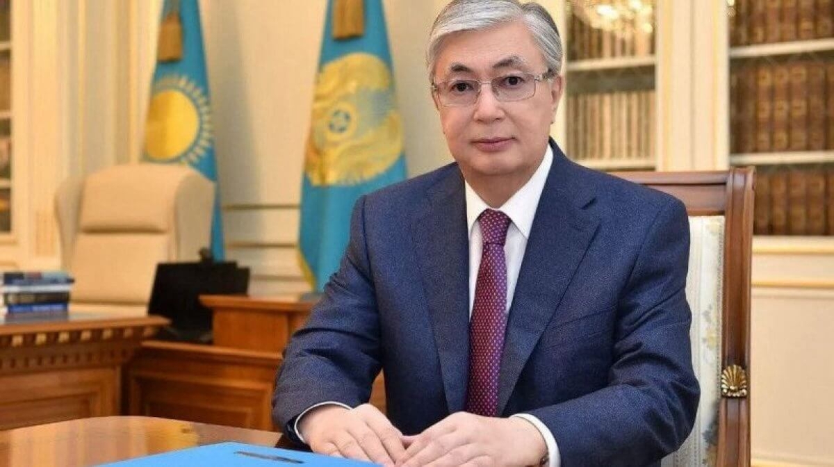 مەملەكەت باسشىسى قازاقستاندىقتاردى روجدەستۆو مەرەكەسٸمەن قۇتتىقتادى