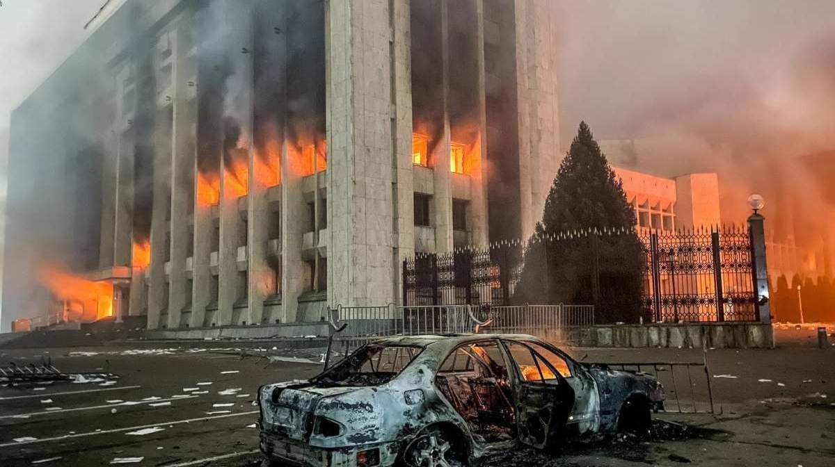 «قاڭتار». مەملەكەتتٸك تٶڭكەرٸس ەرەكەتٸ. بۇل قالاي بولدى?» دەرەكتٸ فيلمٸ كٶرسەتٸلدٸ