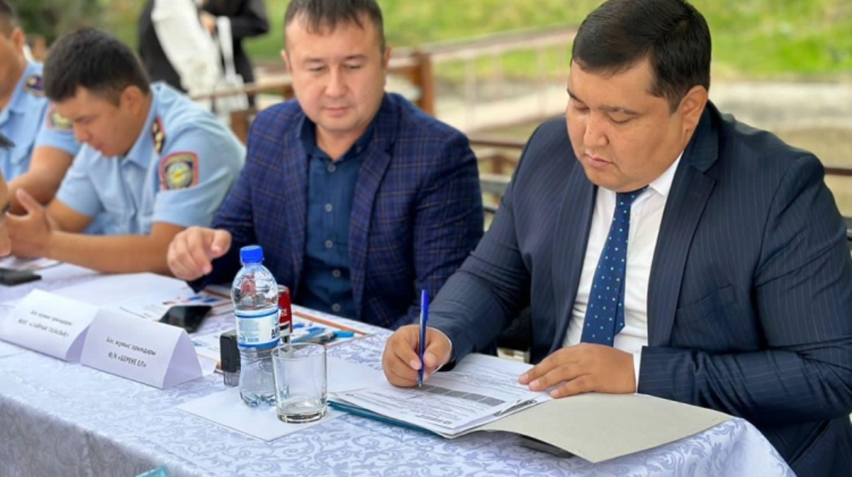 Сайрамда бос жұмыс орындары жәрмеңкесі өтті