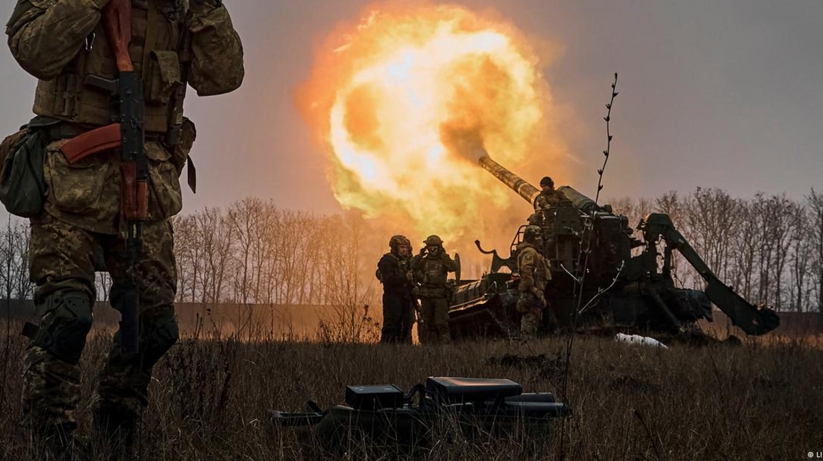 "HIMARS соққысына тап болды...". Кременной қаласында Ресейдің 100-ге тарта жауынгері қырылып қалды