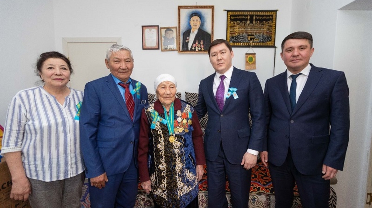 Shyǵys Qazaqstanda Uly Otan soǵysynyń ardagerleri men tyl eńbekkerlerine qurmet kórsetildi
