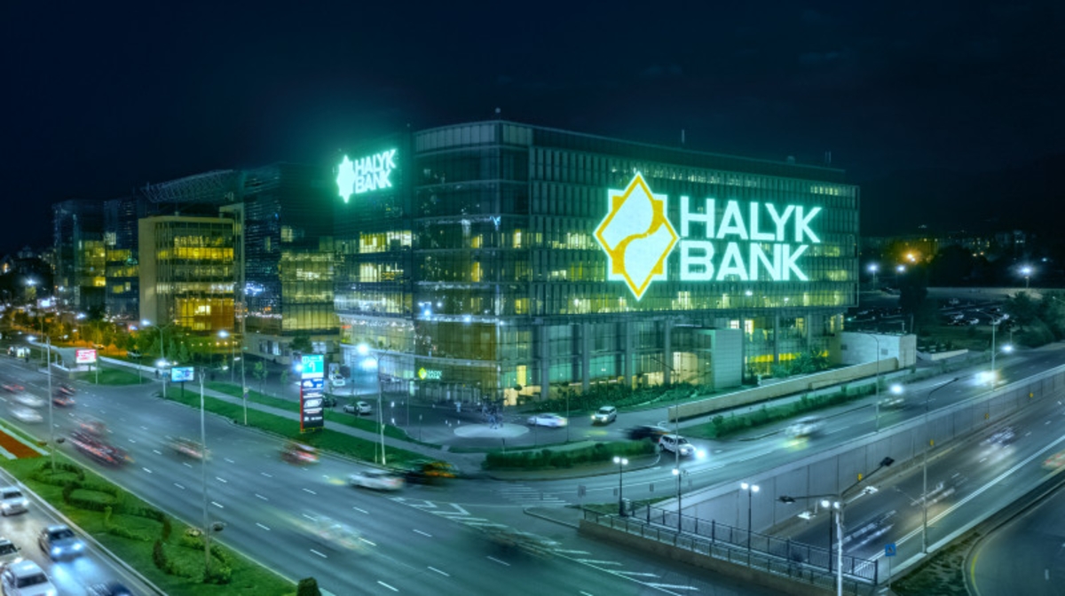 "المەكس": Halyk Bank مينوريتارلىق پاكەتٸن ساتۋعا ەش كەدەرگٸ جوق