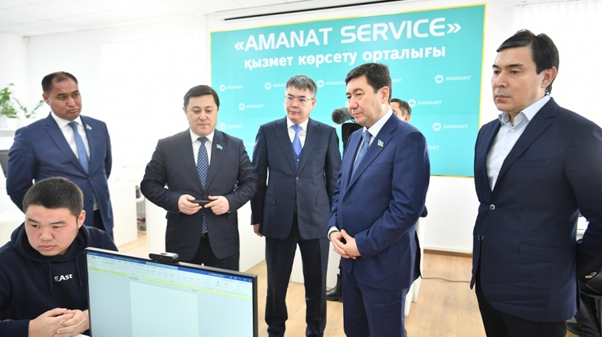 «AMANAT» партиясы «Құқықтық көмек» жобасын іске қосты