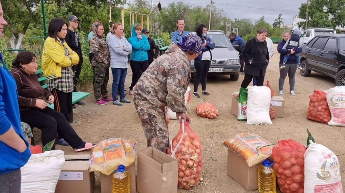«قايىرىمدىلىق سٶرەسٸ». اقمولالىق ۆولەنتەرلەردٸڭ جوباسى كٶپشٸلٸكتٸڭ قولداۋىنا يە بولدى
