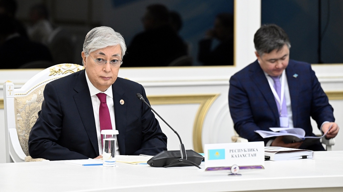 Eski Qazaqstannyń kadrlarynan qutylamyz ba? Toqaev mańyzdy málimdeme jasady