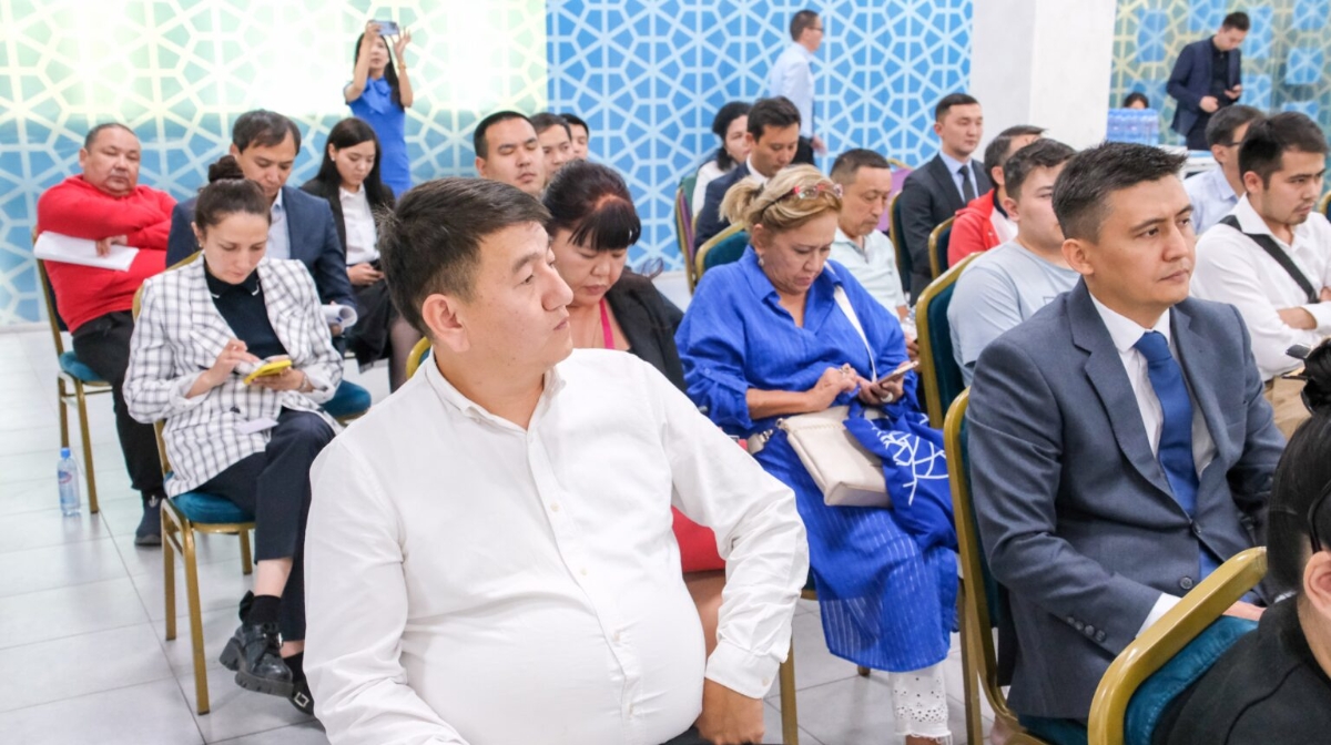 "Kásipkerdiń múddesin qorǵaýǵa daiynbyz ba?". Almatydaǵy dóńgelek ústelde mańyzdy másele sóz boldy